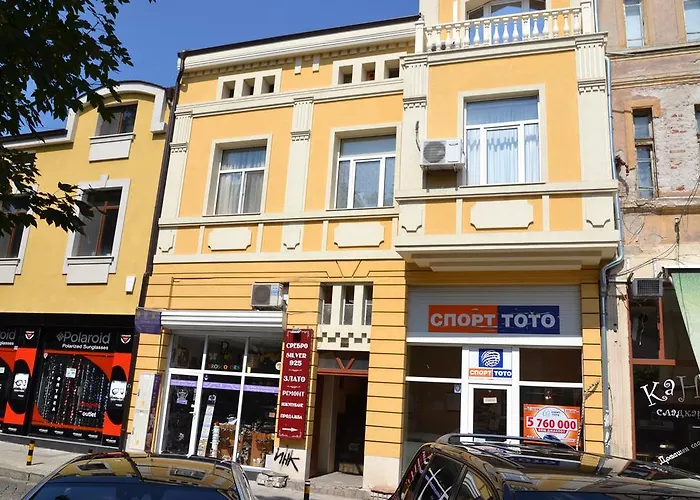 招待所 Guest Filipopol