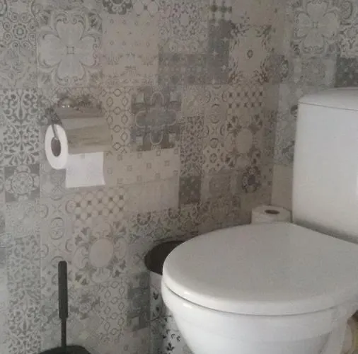 招待所 Guest Filipopol