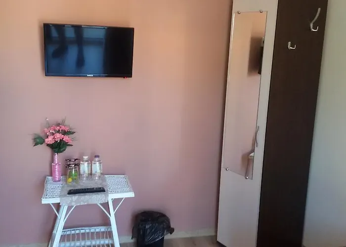 Guest Filipopol Pensión *