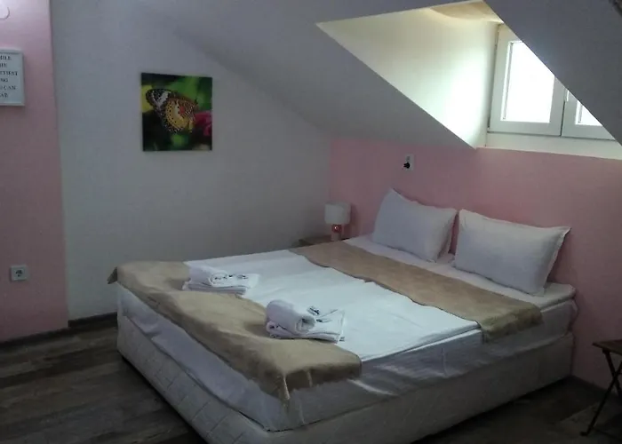 Guest Filipopol Pensión